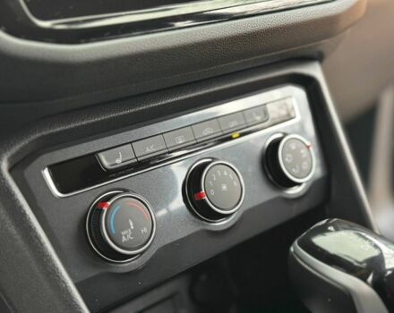 Серый Фольксваген Тигуан, объемом двигателя 2 л и пробегом 95 тыс. км за 22999 $, фото 17 на Automoto.ua