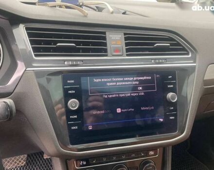 Сірий Фольксваген Тігуан, об'ємом двигуна 2 л та пробігом 131 тис. км за 19500 $, фото 14 на Automoto.ua