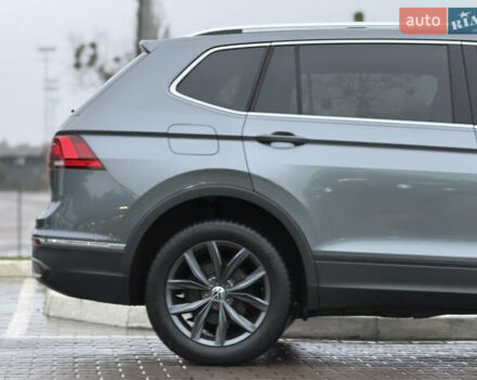 Серый Фольксваген Тигуан, объемом двигателя 1.98 л и пробегом 69 тыс. км за 23450 $, фото 12 на Automoto.ua