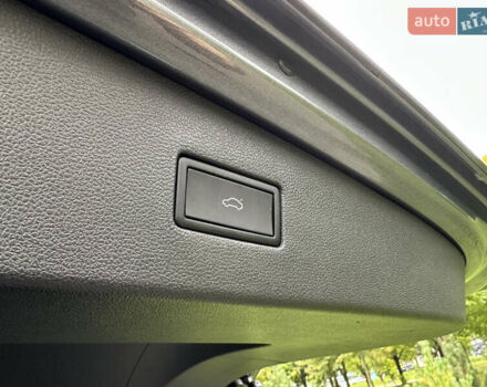 Сірий Фольксваген Тігуан, об'ємом двигуна 2 л та пробігом 21 тис. км за 29999 $, фото 54 на Automoto.ua