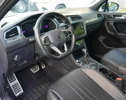 Серый Фольксваген Тигуан, объемом двигателя 2 л и пробегом 13 тыс. км за 8900 $, фото 7 на Automoto.ua