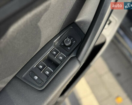 Серый Фольксваген Тигуан, объемом двигателя 1.97 л и пробегом 199 тыс. км за 32000 $, фото 26 на Automoto.ua