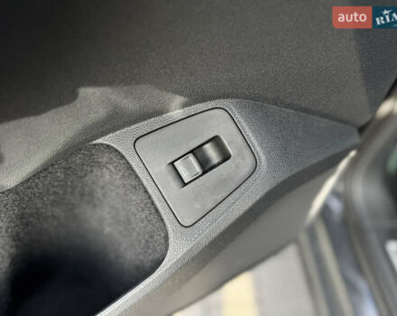 Серый Фольксваген Тигуан, объемом двигателя 1.97 л и пробегом 199 тыс. км за 31999 $, фото 34 на Automoto.ua