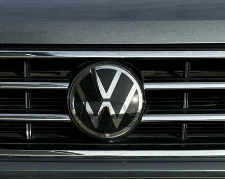 Серый Фольксваген Тигуан, объемом двигателя 1.97 л и пробегом 199 тыс. км за 32500 $, фото 7 на Automoto.ua