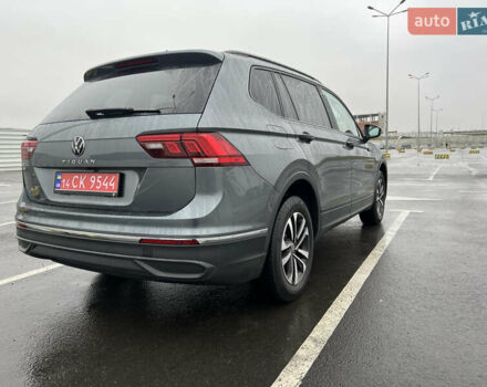 Серый Фольксваген Тигуан, объемом двигателя 2 л и пробегом 44 тыс. км за 25900 $, фото 9 на Automoto.ua