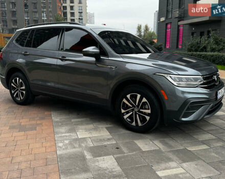 Серый Фольксваген Тигуан, объемом двигателя 1.98 л и пробегом 25 тыс. км за 24500 $, фото 7 на Automoto.ua