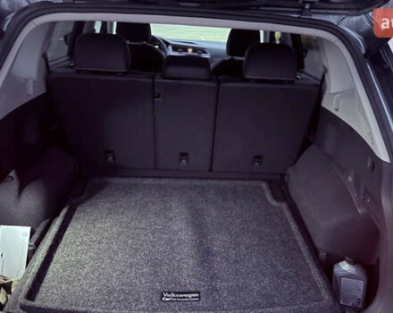 Серый Фольксваген Тигуан, объемом двигателя 1.98 л и пробегом 12 тыс. км за 29900 $, фото 38 на Automoto.ua