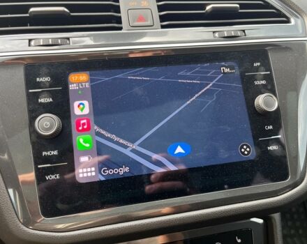 Сірий Фольксваген Тігуан, об'ємом двигуна 2 л та пробігом 7 тис. км за 27300 $, фото 21 на Automoto.ua