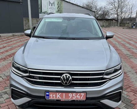 Сірий Фольксваген Тігуан, об'ємом двигуна 2 л та пробігом 14 тис. км за 22999 $, фото 5 на Automoto.ua