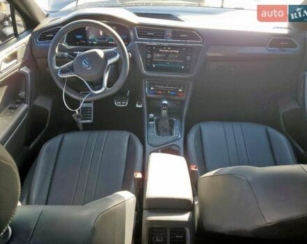 Сірий Фольксваген Тігуан, об'ємом двигуна 2 л та пробігом 32 тис. км за 10500 $, фото 7 на Automoto.ua