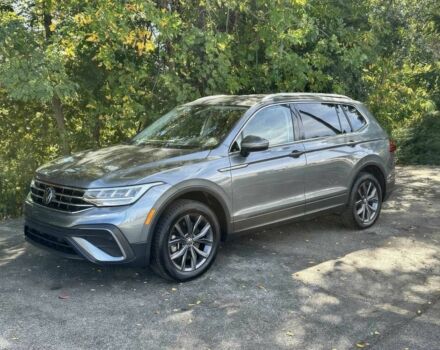 Серый Фольксваген Тигуан, объемом двигателя 2 л и пробегом 29 тыс. км за 10300 $, фото 2 на Automoto.ua