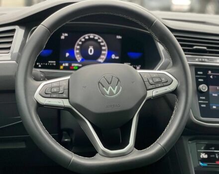 Сірий Фольксваген Тігуан, об'ємом двигуна 2 л та пробігом 27 тис. км за 25600 $, фото 13 на Automoto.ua