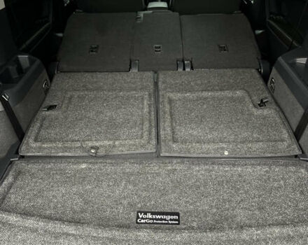 Серый Фольксваген Тигуан, объемом двигателя 2 л и пробегом 14 тыс. км за 23900 $, фото 29 на Automoto.ua