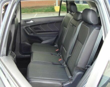 Сірий Фольксваген Тігуан, об'ємом двигуна 2 л та пробігом 20 тис. км за 14850 $, фото 8 на Automoto.ua