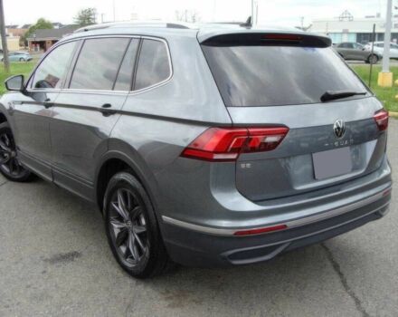 Сірий Фольксваген Тігуан, об'ємом двигуна 2 л та пробігом 20 тис. км за 14850 $, фото 3 на Automoto.ua