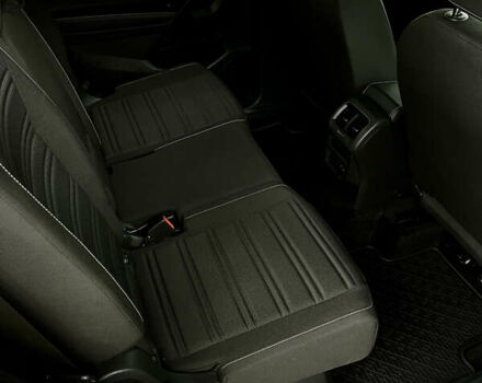 Серый Фольксваген Тигуан, объемом двигателя 2 л и пробегом 14 тыс. км за 23900 $, фото 17 на Automoto.ua