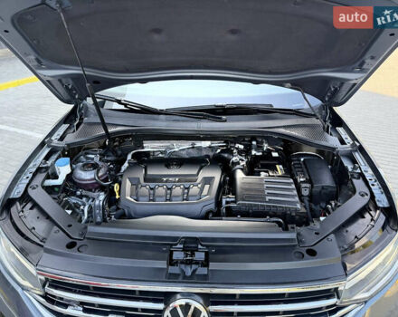 Серый Фольксваген Тигуан, объемом двигателя 1.98 л и пробегом 22 тыс. км за 24999 $, фото 29 на Automoto.ua
