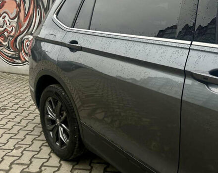 Серый Фольксваген Тигуан, объемом двигателя 1.98 л и пробегом 20 тыс. км за 24990 $, фото 27 на Automoto.ua