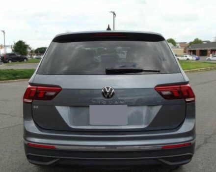 Сірий Фольксваген Тігуан, об'ємом двигуна 2 л та пробігом 20 тис. км за 14850 $, фото 4 на Automoto.ua