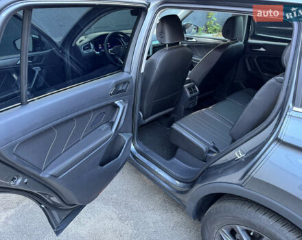 Серый Фольксваген Тигуан, объемом двигателя 1.98 л и пробегом 8 тыс. км за 26200 $, фото 10 на Automoto.ua