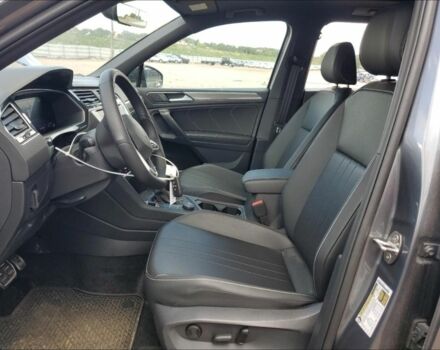 Серый Фольксваген Тигуан, объемом двигателя 0 л и пробегом 60 тыс. км за 22000 $, фото 4 на Automoto.ua