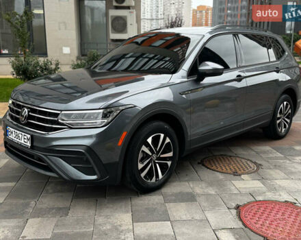 Серый Фольксваген Тигуан, объемом двигателя 1.98 л и пробегом 25 тыс. км за 24500 $, фото 4 на Automoto.ua