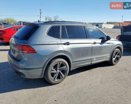 Сірий Фольксваген Тігуан, об'ємом двигуна 2 л та пробігом 32 тис. км за 10500 $, фото 2 на Automoto.ua