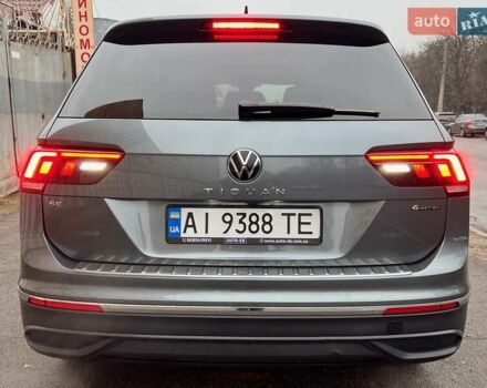 Сірий Фольксваген Тігуан, об'ємом двигуна 2 л та пробігом 18 тис. км за 26800 $, фото 3 на Automoto.ua