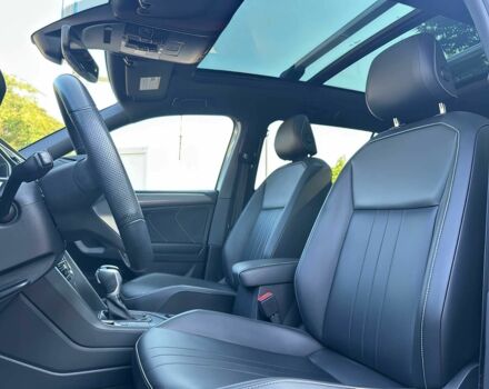 Серый Фольксваген Тигуан, объемом двигателя 2 л и пробегом 13 тыс. км за 15000 $, фото 7 на Automoto.ua