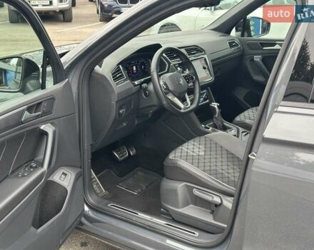 Серый Фольксваген Тигуан, объемом двигателя 1.98 л и пробегом 47 тыс. км за 38990 $, фото 24 на Automoto.ua