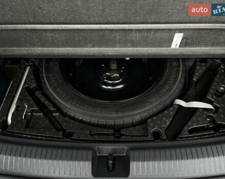 Серый Фольксваген Тигуан, объемом двигателя 2 л и пробегом 14 тыс. км за 23900 $, фото 25 на Automoto.ua