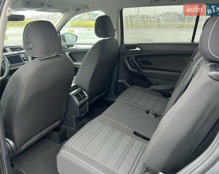 Серый Фольксваген Тигуан, объемом двигателя 2 л и пробегом 44 тыс. км за 25900 $, фото 13 на Automoto.ua