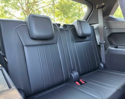 Серый Фольксваген Тигуан, объемом двигателя 2 л и пробегом 21 тыс. км за 19200 $, фото 14 на Automoto.ua