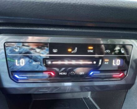 Серый Фольксваген Тигуан, объемом двигателя 2 л и пробегом 14 тыс. км за 14850 $, фото 11 на Automoto.ua