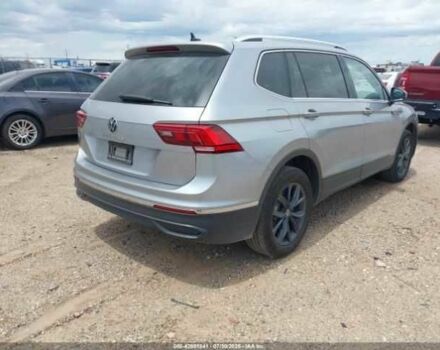 Серый Фольксваген Тигуан, объемом двигателя 2 л и пробегом 42 тыс. км за 8500 $, фото 5 на Automoto.ua