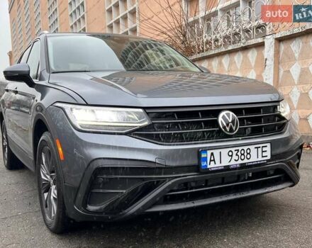 Сірий Фольксваген Тігуан, об'ємом двигуна 2 л та пробігом 18 тис. км за 26800 $, фото 12 на Automoto.ua