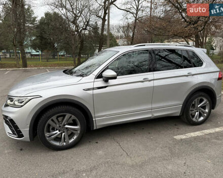 Сірий Фольксваген Тігуан, об'ємом двигуна 1.98 л та пробігом 28 тис. км за 41700 $, фото 4 на Automoto.ua