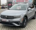 Сірий Фольксваген Тігуан, об'ємом двигуна 2 л та пробігом 27 тис. км за 25600 $, фото 2 на Automoto.ua
