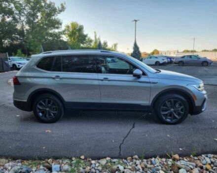 Серый Фольксваген Тигуан, объемом двигателя 2 л и пробегом 17 тыс. км за 11400 $, фото 3 на Automoto.ua