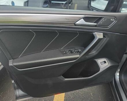 Сірий Фольксваген Тігуан, об'ємом двигуна 0 л та пробігом 40 тис. км за 19500 $, фото 13 на Automoto.ua