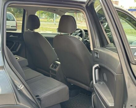 Серый Фольксваген Тигуан, объемом двигателя 2 л и пробегом 12 тыс. км за 24940 $, фото 14 на Automoto.ua