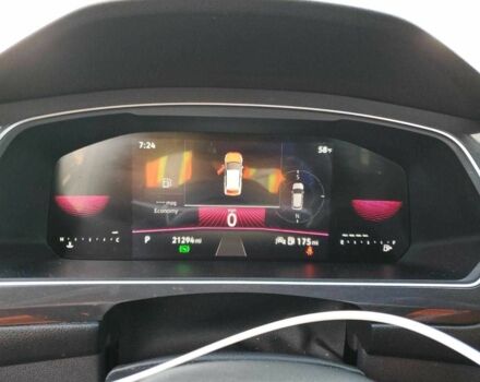 Серый Фольксваген Тигуан, объемом двигателя 2 л и пробегом 21 тыс. км за 8500 $, фото 8 на Automoto.ua