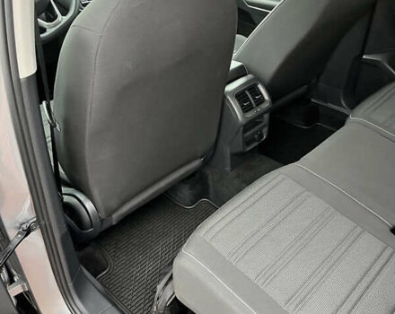 Сірий Фольксваген Тігуан, об'ємом двигуна 2 л та пробігом 14 тис. км за 22999 $, фото 20 на Automoto.ua