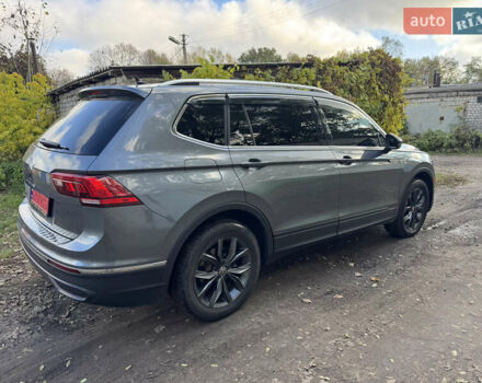 Серый Фольксваген Тигуан, объемом двигателя 2 л и пробегом 110 тыс. км за 27500 $, фото 6 на Automoto.ua