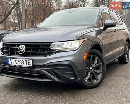Сірий Фольксваген Тігуан, об'ємом двигуна 2 л та пробігом 18 тис. км за 26800 $, фото 13 на Automoto.ua