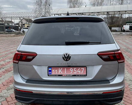 Сірий Фольксваген Тігуан, об'ємом двигуна 2 л та пробігом 14 тис. км за 22999 $, фото 11 на Automoto.ua