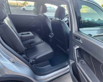 Серый Фольксваген Тигуан, объемом двигателя 2 л и пробегом 17 тыс. км за 11400 $, фото 10 на Automoto.ua