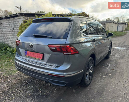 Серый Фольксваген Тигуан, объемом двигателя 2 л и пробегом 110 тыс. км за 27500 $, фото 7 на Automoto.ua