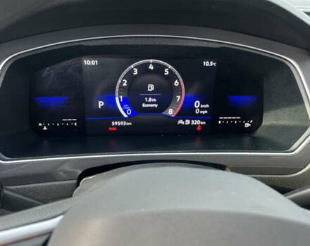 Серый Фольксваген Тигуан, объемом двигателя 1.97 л и пробегом 59 тыс. км за 24900 $, фото 21 на Automoto.ua