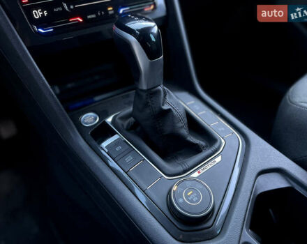 Серый Фольксваген Тигуан, объемом двигателя 1.97 л и пробегом 22 тыс. км за 21000 $, фото 17 на Automoto.ua